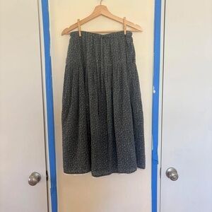 Chic Blue Floral Midi Skirt